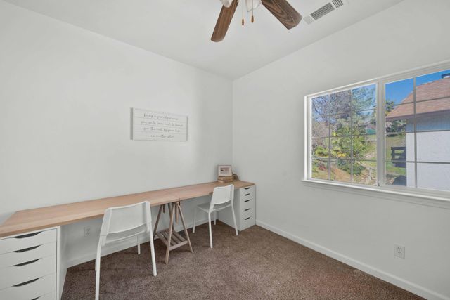 6066 Terra Linda Way, Redding, CA 96003