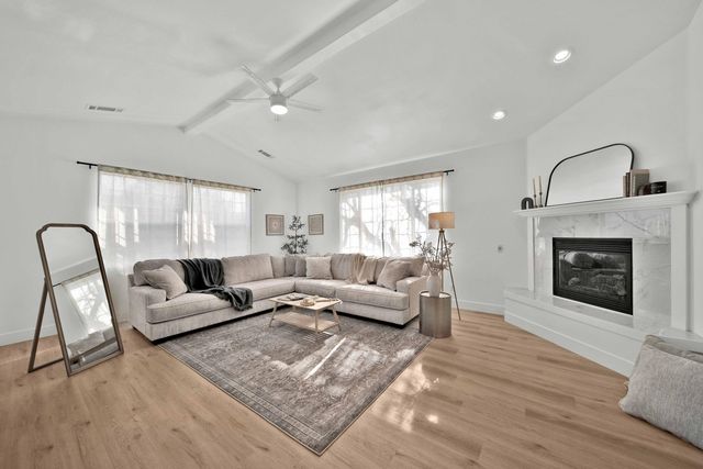 6066 Terra Linda Way, Redding, CA 96003