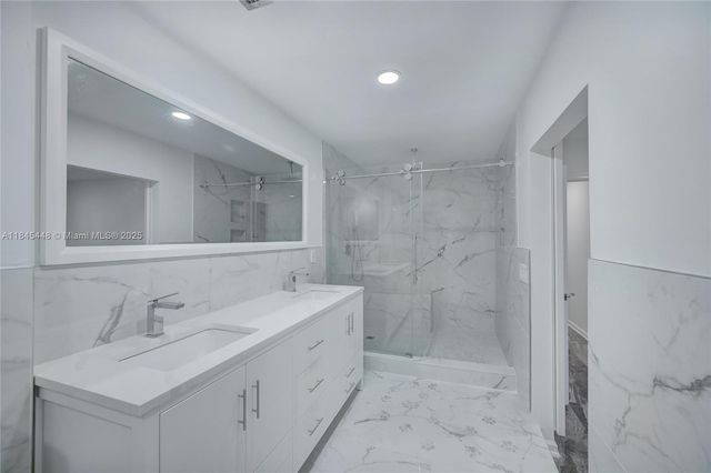 1060 S Ocean Blvd 3, Delray Beach, FL 33483