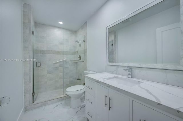 1060 S Ocean Blvd 3, Delray Beach, FL 33483