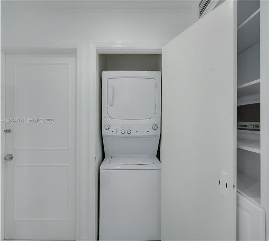 1060 S Ocean Blvd 3, Delray Beach, FL 33483