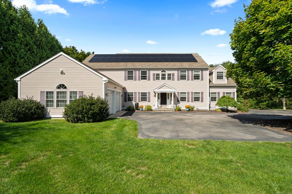 8 Morris Lane, East Lyme, CT 06333