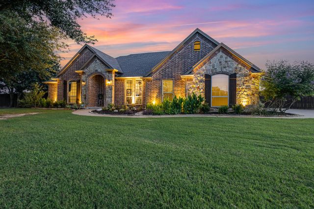 4031 Josh Court, Midlothian, TX 76065