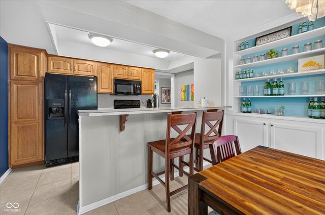 5026 Allisonville Road B, Indianapolis, IN 46205
