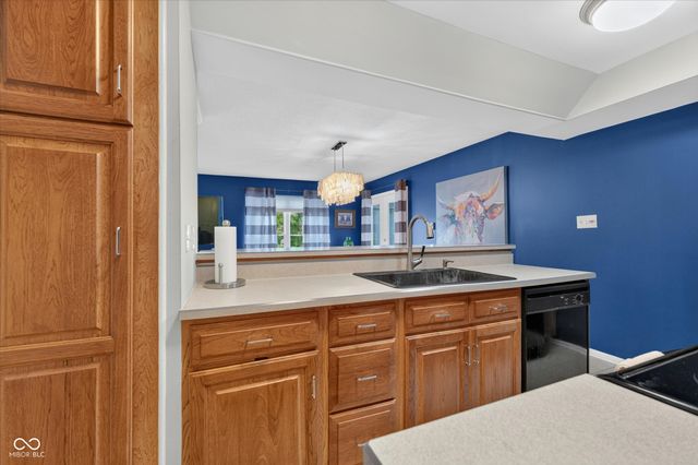 5026 Allisonville Road B, Indianapolis, IN 46205