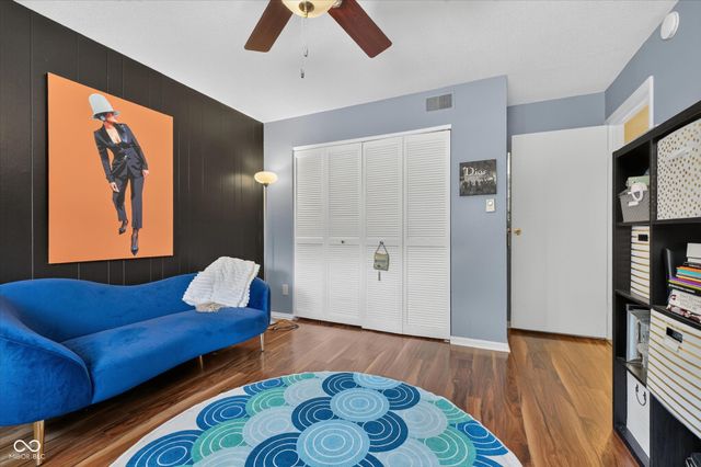 5026 Allisonville Road B, Indianapolis, IN 46205