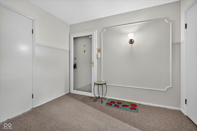 5026 Allisonville Road B, Indianapolis, IN 46205