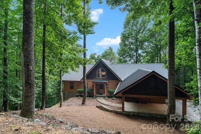 317 Von Trapp Lane, Tuckasegee, NC 28783