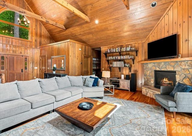 317 Von Trapp Lane, Tuckasegee, NC 28783