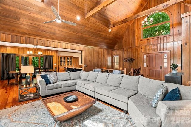 317 Von Trapp Lane, Tuckasegee, NC 28783