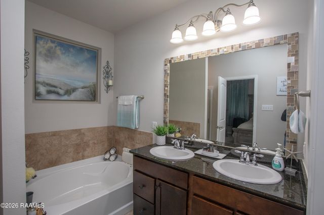 116 Merrydale Lane, Rayne, LA 70578