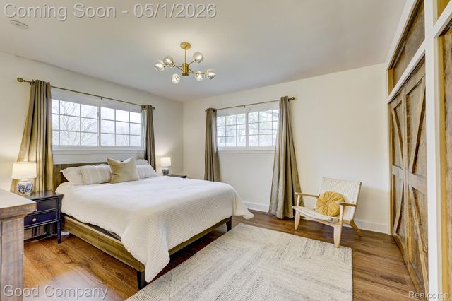31729 Mayfair Lane, Beverly Hills Village, MI 48025