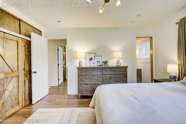 31729 Mayfair Lane, Beverly Hills Village, MI 48025