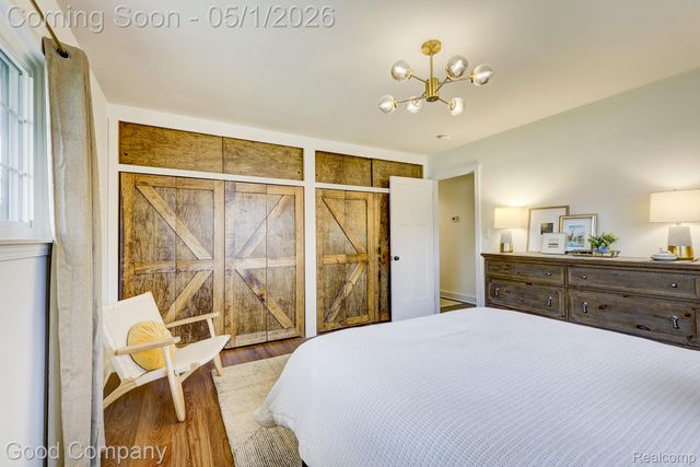 31729 Mayfair Lane, Beverly Hills Village, MI 48025