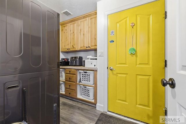654 Meadowbrook Circle, Rexburg, ID 83440