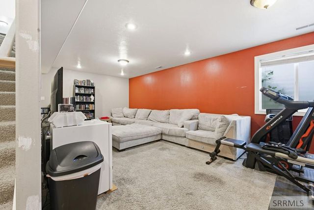 654 Meadowbrook Circle, Rexburg, ID 83440