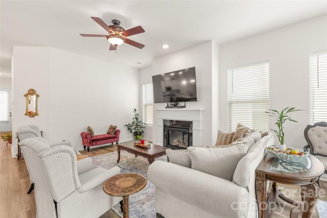 1338 Encore Lane, Waxhaw, NC 28173