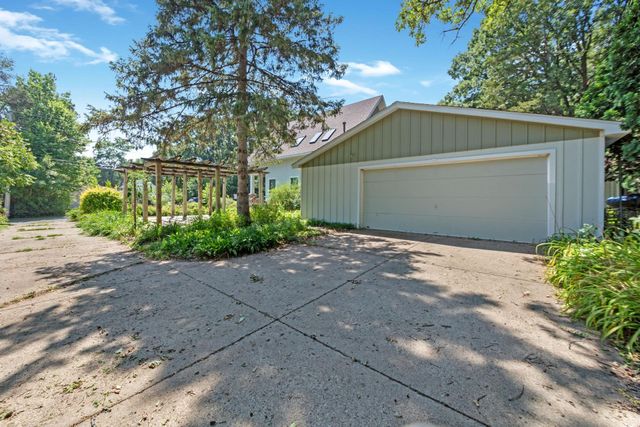 16830 21st Street S, Lakeland, MN 55043