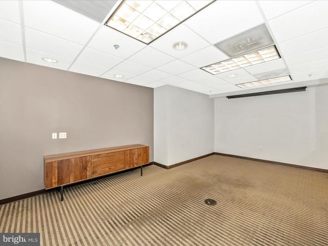 3200 TOWER OAKS BLVD #4AII, Rockville, MD 20852