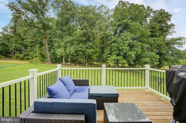 180 ORE BANK RD, Dillsburg, PA 17019