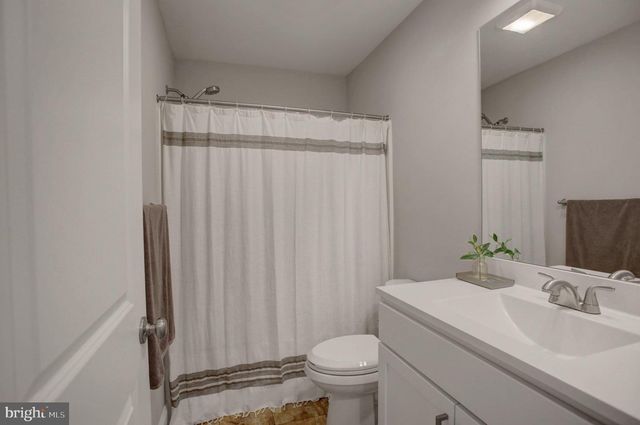 180 ORE BANK RD, Dillsburg, PA 17019