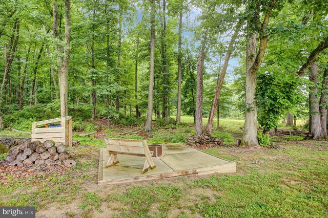 180 ORE BANK RD, Dillsburg, PA 17019