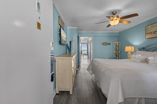 2406 N Ocean Blvd Unit 704, Myrtle Beach, SC 29577