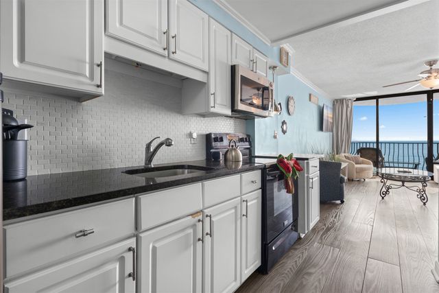 2406 N Ocean Blvd Unit 704, Myrtle Beach, SC 29577