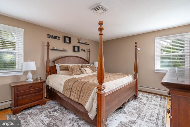 101 N NORWOOD AVE, Newtown, PA 18940