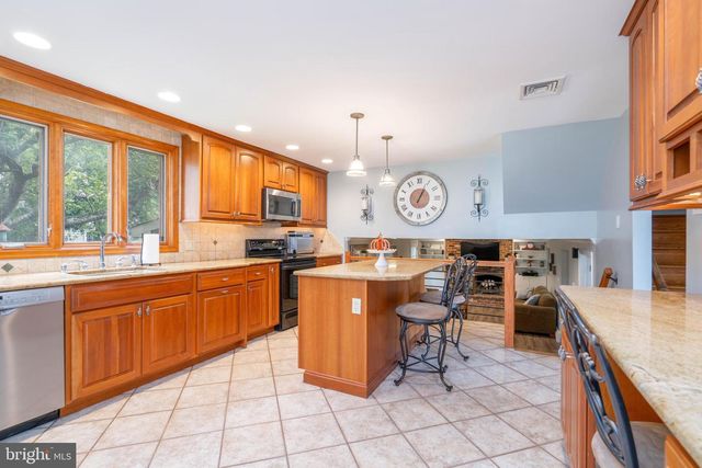 101 N NORWOOD AVE, Newtown, PA 18940