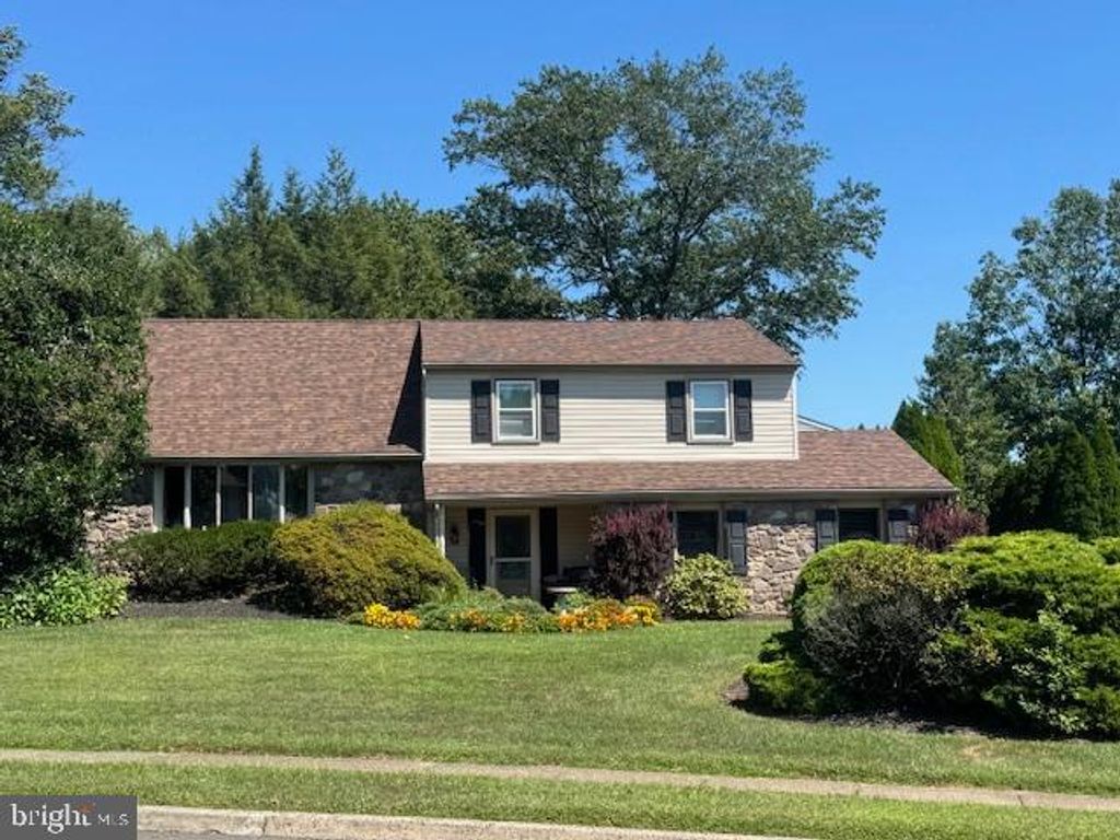 101 N NORWOOD AVE, Newtown, PA 18940