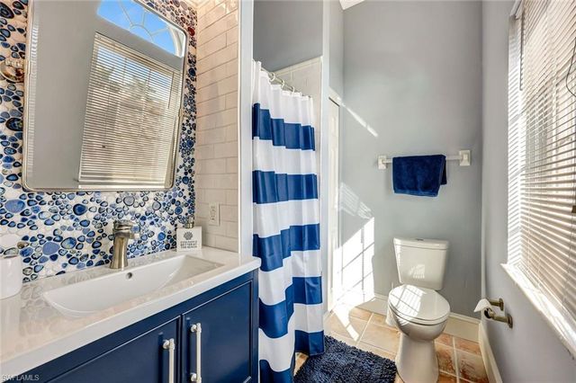 911 Giralda CT, Marco Island, FL 34145