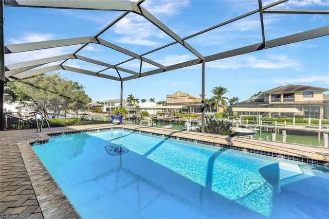 911 Giralda CT, Marco Island, FL 34145