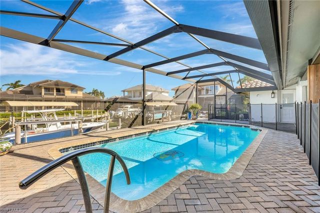 911 Giralda CT, Marco Island, FL 34145