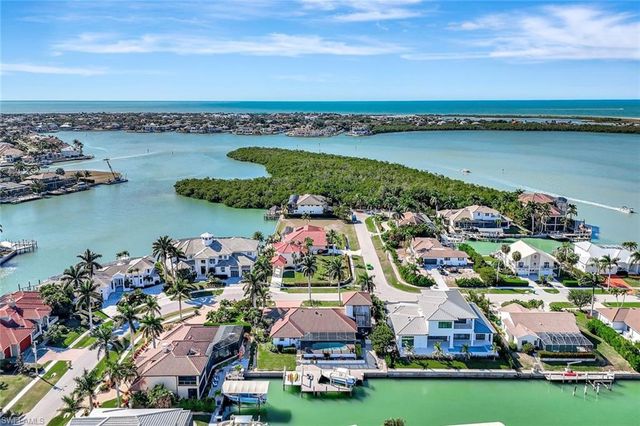 911 Giralda CT, Marco Island, FL 34145