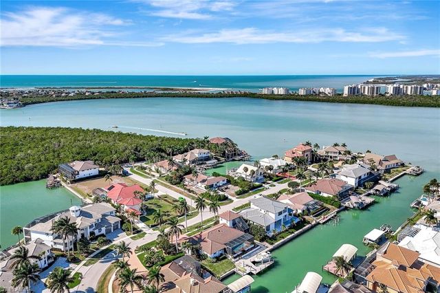 911 Giralda CT, Marco Island, FL 34145