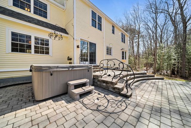 74 NH Route 107, Epsom, NH 03234