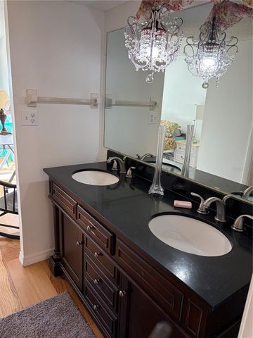 3700 S OSPREY AVENUE 219, Sarasota, FL 34239