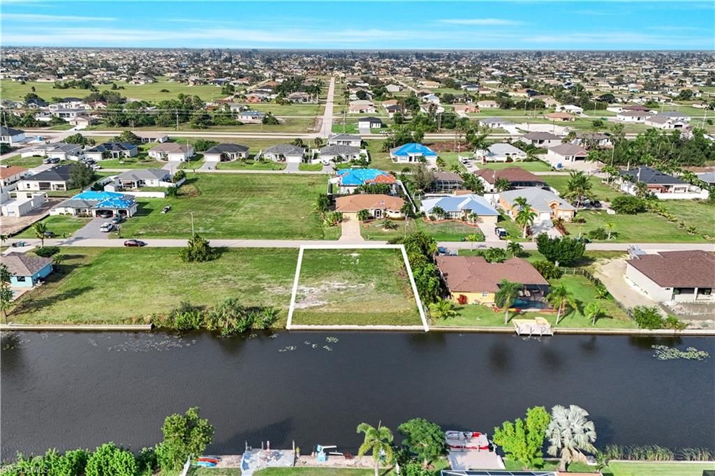 2712 SW 1st TER, CAPE CORAL, FL 33991 — exterior