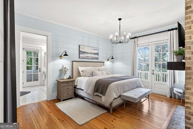 52 Woodstock Road, Roswell, GA 30075