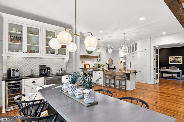 52 Woodstock Road, Roswell, GA 30075