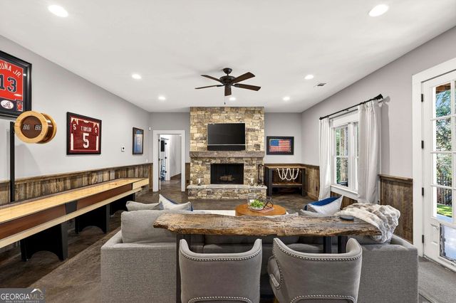 52 Woodstock Road, Roswell, GA 30075