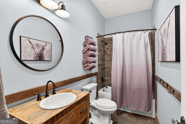 52 Woodstock Road, Roswell, GA 30075