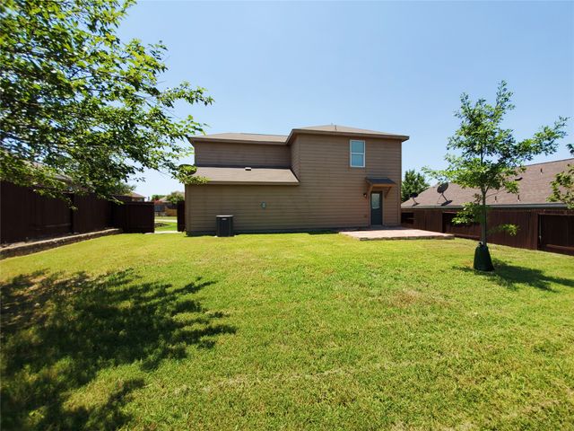 110 Outfitters Court, Newark, TX 76071