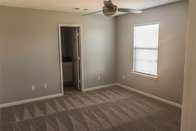 110 Outfitters Court, Newark, TX 76071