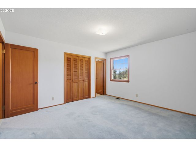 13937 Nw SPRINGVILLE Rd, Portland, OR 97229