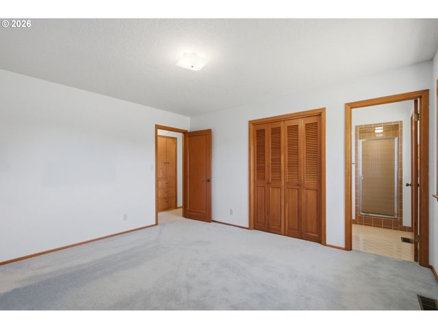 13937 Nw SPRINGVILLE Rd, Portland, OR 97229
