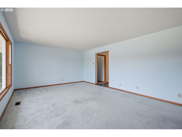 13937 Nw SPRINGVILLE Rd, Portland, OR 97229