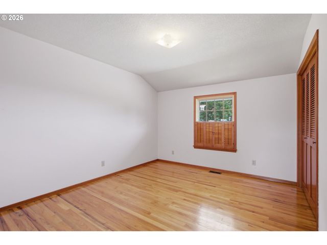13937 Nw SPRINGVILLE Rd, Portland, OR 97229