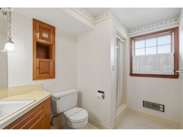 13937 Nw SPRINGVILLE Rd, Portland, OR 97229
